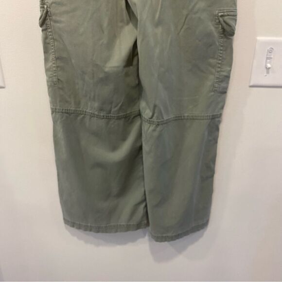 American eagle super high-rise baggy wide leg cargo pants women’s 6 short olive - Picture 8 of 16
